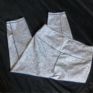 Victoria’s Secret VSX Sport Capri/Knockout Gray Athletic Leggings